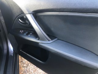 /photos/8095/c8059284-452c-b7e8-72d1-8509396d12c4_i320x240.jpg